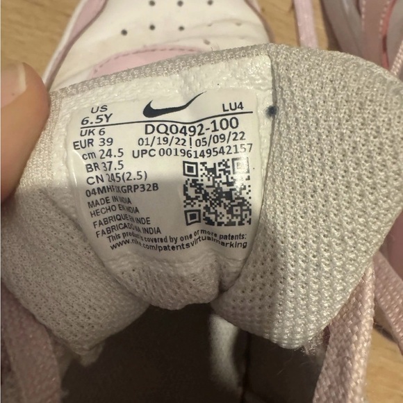 READ Lot Of 2: Adidas Gazelle 2.5 and Nike 6.5 Dunks - Picture 7 of 11